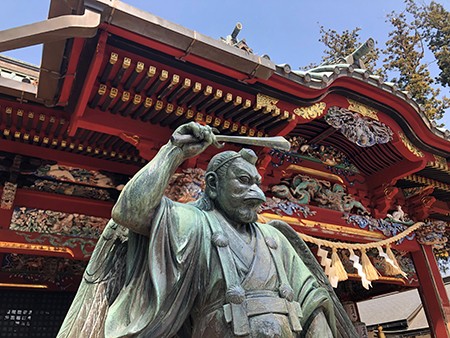 다카오산 야쿠오인 이즈나 곤겐도